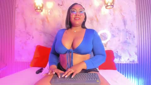 Snapshot of esmeralda_duarte chatting on 01-28-25, 09:08 esmeralda online show from 01-28-25, 09:08