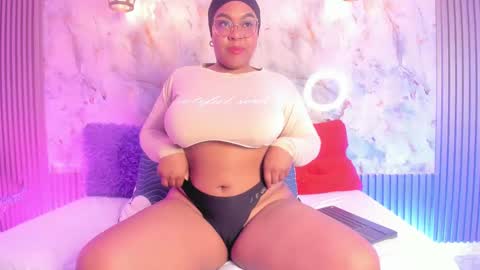 Snapshot of esmeralda_duarte chatting on 01-31-25, 09:05 esmeralda online show from 01-31-25, 09:05