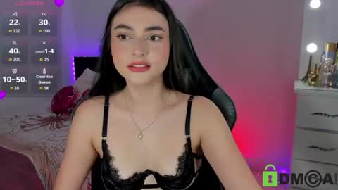 Esmeralda online show from 06-12-26, 12:26