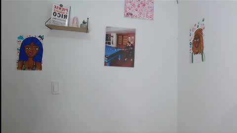 Snapshot of esmeralda_parck chatting on 12-28-24, 10:13 Esmeralda parck online show from 12-28-24, 10:13