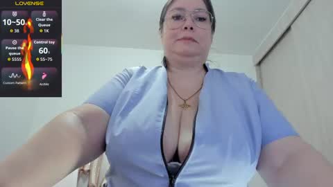 Esmeralda online show from 07-22-26, 10:23