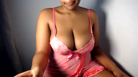 Esme online show from 07-10-26, 10:51