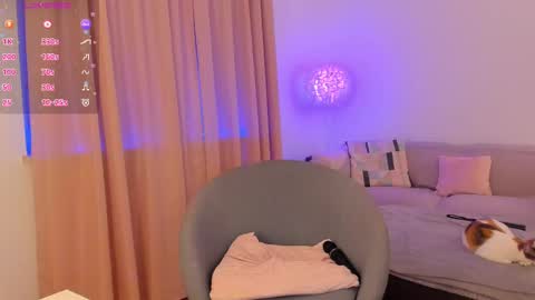 Esmi online show from 03-06-25, 07:43