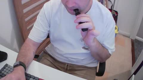 Snapshot of essex_wild chatting on 09-20-25, 06:42 Morph online show from 09-20-25, 06:42