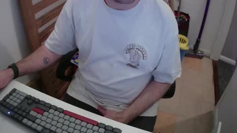 Morph online show from 11-30-25, 05:50