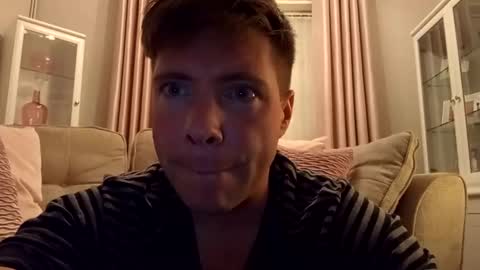 essexlad2022 online show from 04-06-26, 01:03