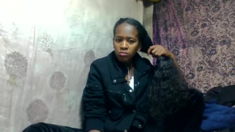 estancelee online show from 06-15-26, 08:16