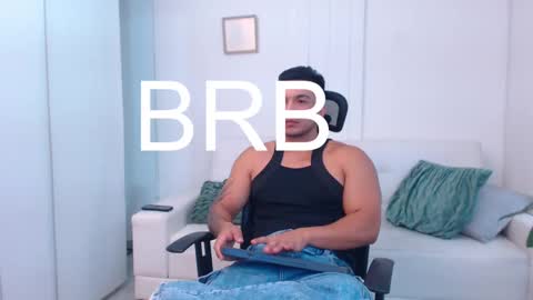 ESTEBAN online show from 03-04-25, 01:28