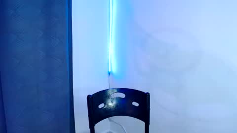 Esteban Fernandez online show from 12-15-24, 02:41