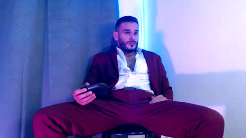 Esteban Fernandez online show from 12-18-24, 11:45