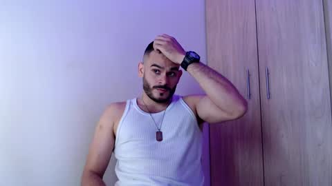 Esteban Fernandez online show from 01-31-25, 05:53