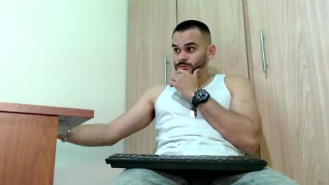 Esteban Fernandez online show from 02-08-25, 09:15