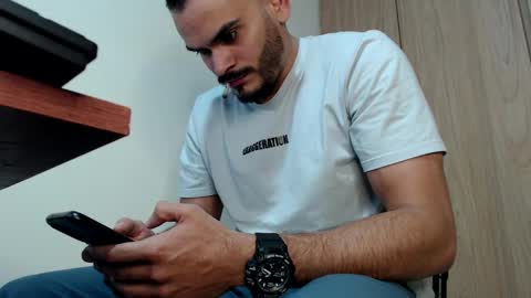 Esteban Fernandez online show from 02-09-25, 07:19