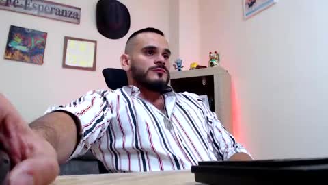 Esteban Fernandez online show from 03-20-26, 04:06