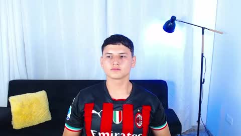 estebancum18 online show from 06-03-26, 01:36