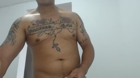 estebanmed92 online show from 01-08-26, 04:09