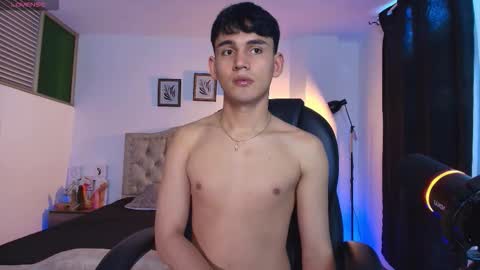 Esteban online show from 10-21-25, 09:26