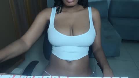 estefania_starlovee online show from 12-04-24, 08:40