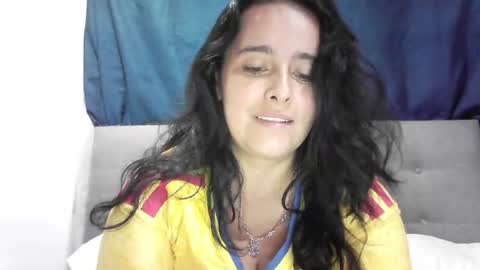 estefany_magic online show from 07-04-26, 03:56