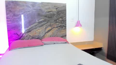 Stefy online show from 02-25-25, 03:42