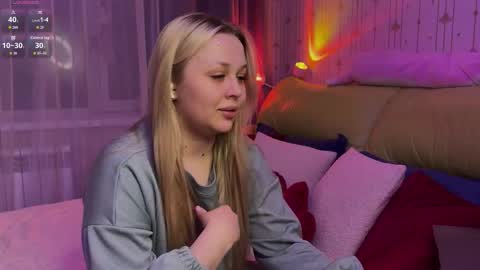 Estella online show from 03-14-26, 06:13