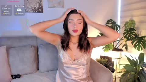 Snapshot of estercollins_ chatting on 05-25-26, 08:15 Is secret online show from 05-25-26, 08:15
