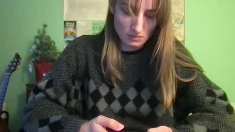 Snapshot of esthergreyplus chatting on 01-27-25, 11:33 Esther Grey online show from 01-27-25, 11:33