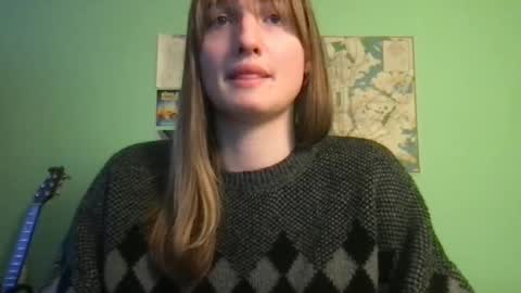 Snapshot of esthergreyplus chatting on 02-11-25, 11:33 Esther Grey online show from 02-11-25, 11:33