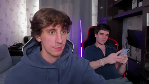 LOUIS online show from 03-07-25, 01:18