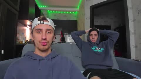 LOUIS online show from 09-18-25, 05:09