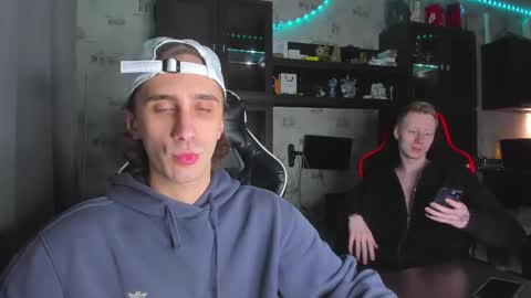 LOUIS online show from 11-28-25, 01:58