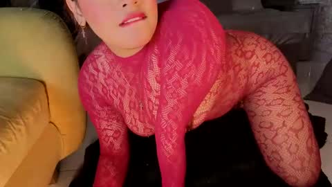 estrella05_ online show from 11-19-25, 05:40