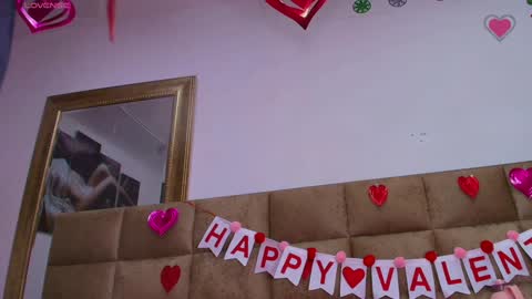 Estrella online show from 02-08-25, 06:01