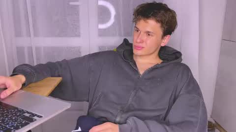 Alex online show from 07-07-26, 07:29