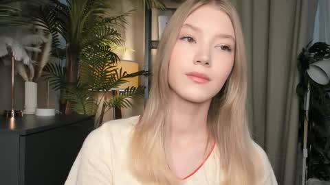 Natalie online show from 11-16-25, 05:46