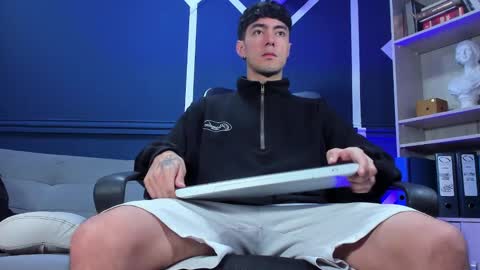 Etham online show from 09-17-25, 12:07