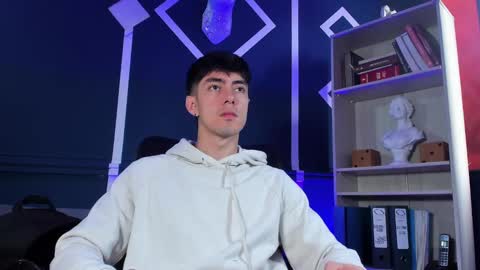 Etham online show from 09-25-25, 12:42