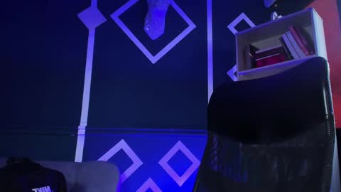 Etham online show from 09-26-25, 11:47