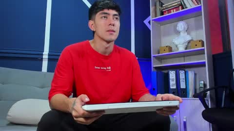 Etham online show from 09-27-25, 12:32