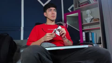 Etham online show from 11-29-25, 11:24