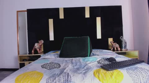 Ethan online show from 01-29-25, 07:43