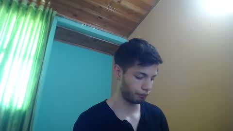 Snapshot of ethan_anavrin chatting on 01-19-25, 03:32 greetings sergi online show from 01-19-25, 03:32