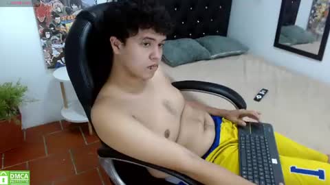 Snapshot of ethan_cortes chatting on 07-22-26, 08:22 E T H A N online show from 07-22-26, 08:22