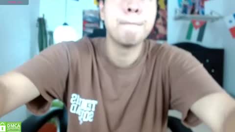 Snapshot of ethan_cortes chatting on 07-24-26, 07:12 E T H A N online show from 07-24-26, 07:12