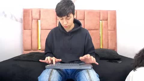 Snapshot of ethan_grayy chatting on 07-29-26, 10:08 NATE online show from 07-29-26, 10:08