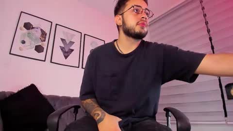 Snapshot of ethan_greacee chatting on 02-21-26, 12:06 ethan_greacee online show from 02-21-26, 12:06