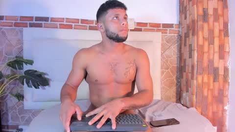 ethan helmut online show from 01-11-25, 02:36