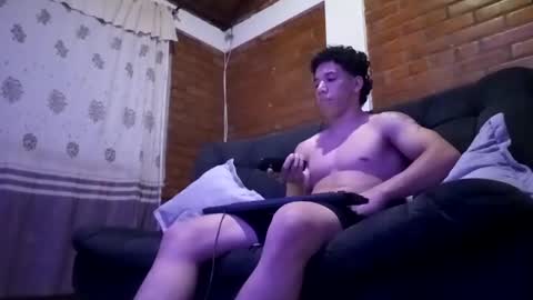 Snapshot of ethan_noir chatting on 12-18-24, 03:26 Ethan Noir online show from 12-18-24, 03:26