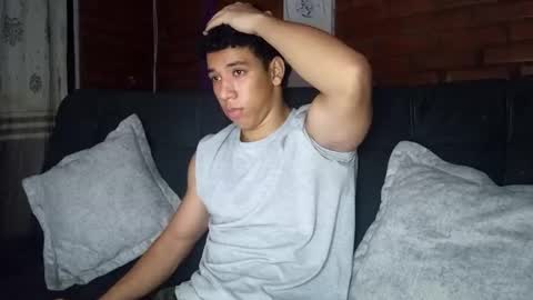 Snapshot of ethan_noir chatting on 12-30-24, 01:15 Ethan Noir online show from 12-30-24, 01:15