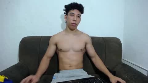Snapshot of ethan_noir chatting on 02-08-25, 11:24 Ethan Noir online show from 02-08-25, 11:24